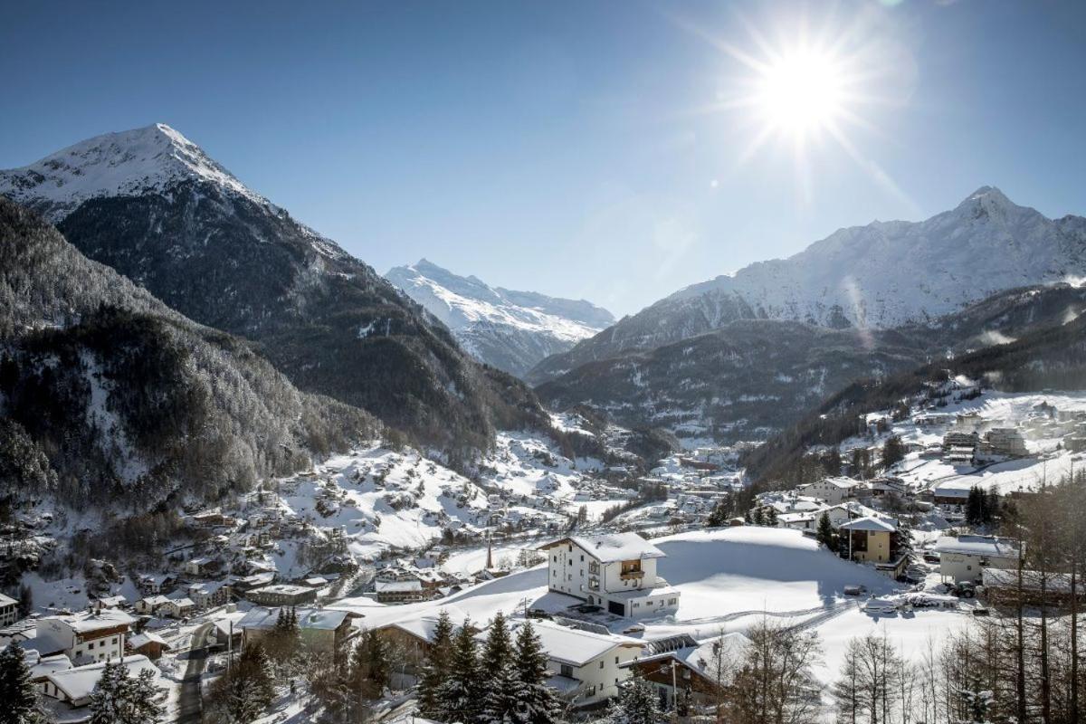 Fruehstueckspension Astoria Sölden Buitenkant foto