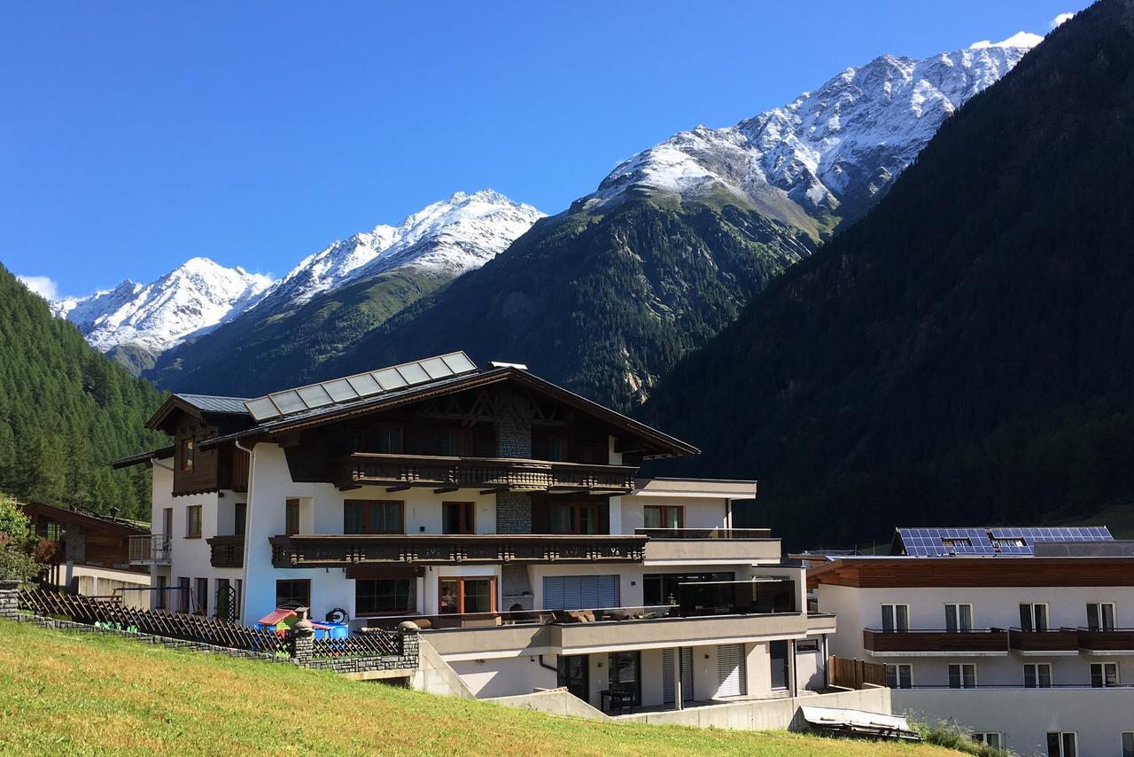 Fruehstueckspension Astoria Sölden Buitenkant foto